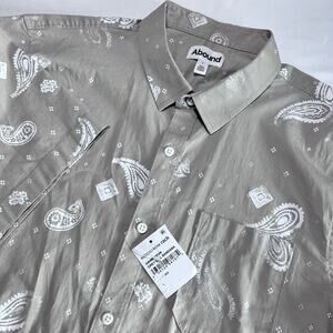 NWT Abound L Beige Bandana Paisley Shirt Short Sleeve Button Front Casual